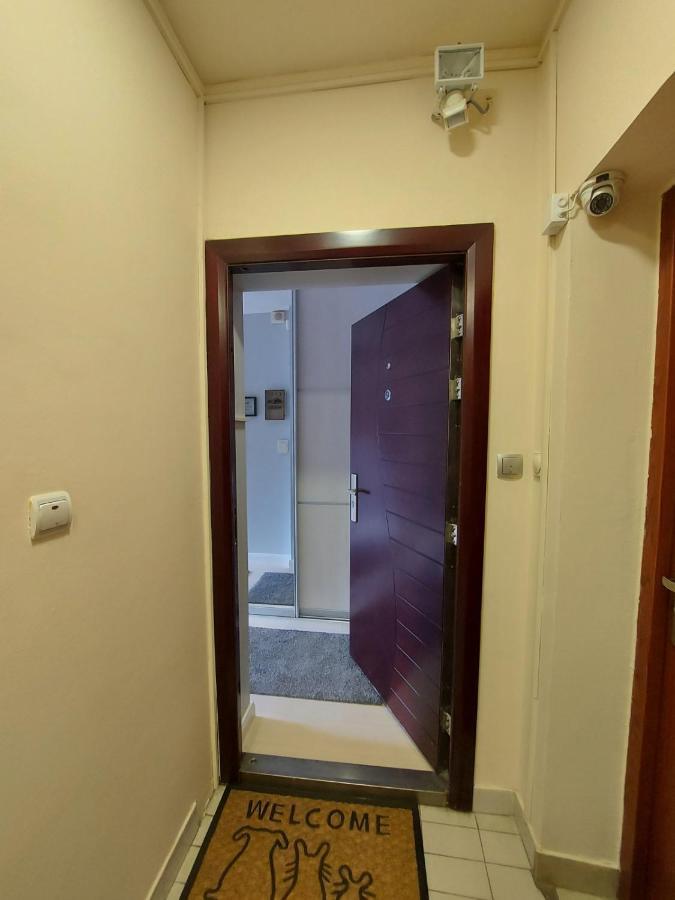 Center Danube Street Apartment Novi Sad Exteriör bild